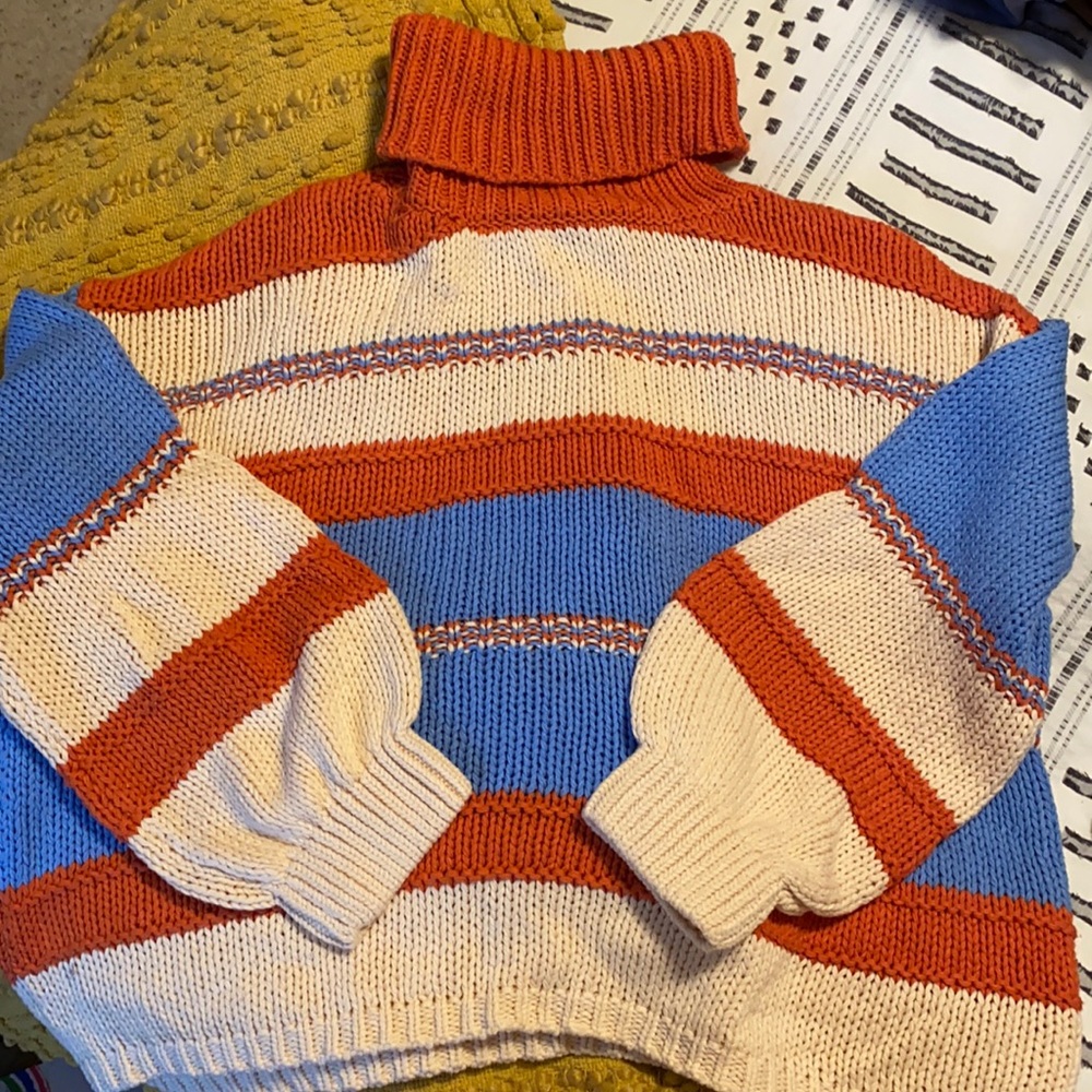 Women’s Turtleneck Sweater
